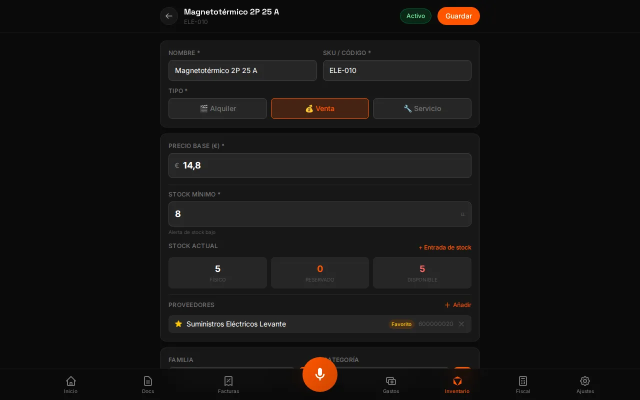 Ficha de un producto en WOWI, un magnetotérmico 2P 25 A, con stock mínimo, alerta de stock bajo, stock actual y proveedor favorito (datos de demostración)
