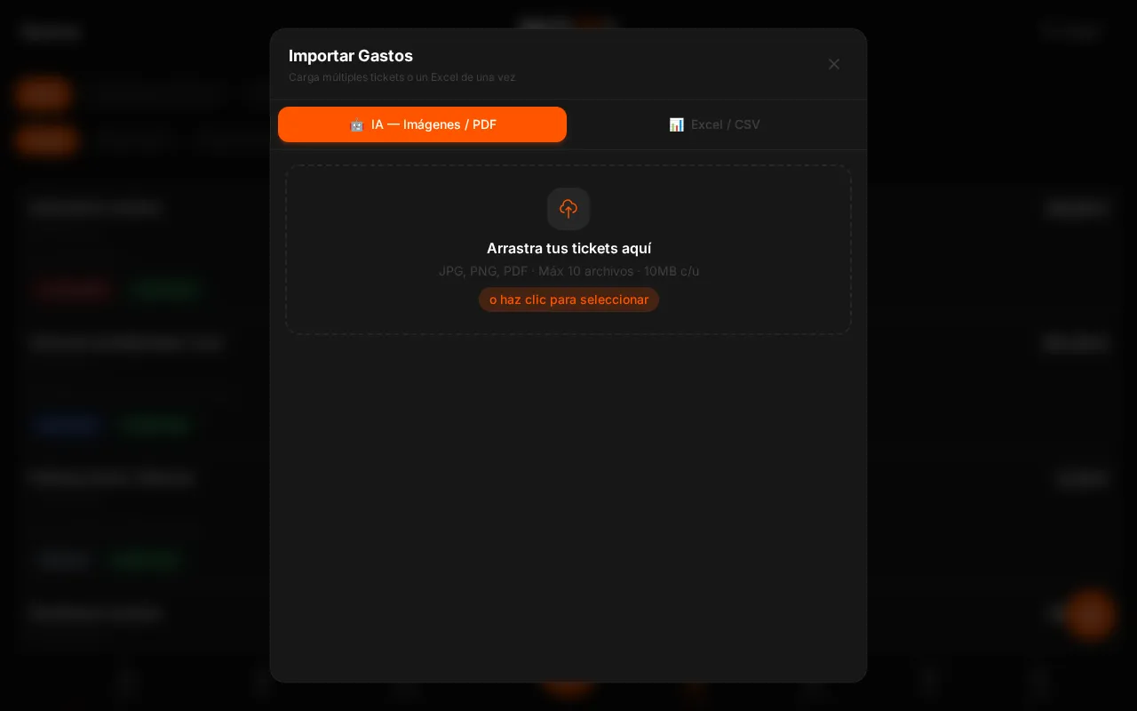 Ventana de WOWI para importar gastos, con pestañas de IA y de Excel/CSV para cargar varios tickets o un fichero de una vez (datos de demostración)