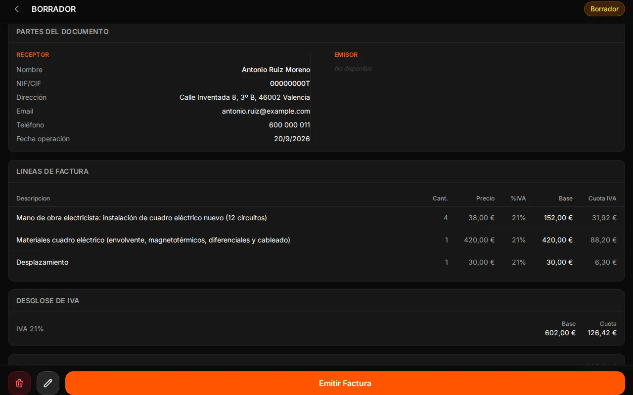 Factura en borrador en WOWI (datos de demostración): datos del receptor, IVA 21 % con base 602 € y cuota 126,42 €, total 728,42 € y aviso «Borrador - Sin registrar en VeriFactu»